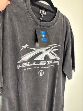 Hellstar Men's Short Sleeve Graphic Tee in Washed Black